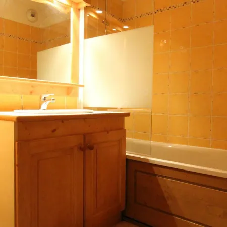 Appartamento Lanslevillard, 3 Pièces, 6 Personnes - Fr-1-508-113